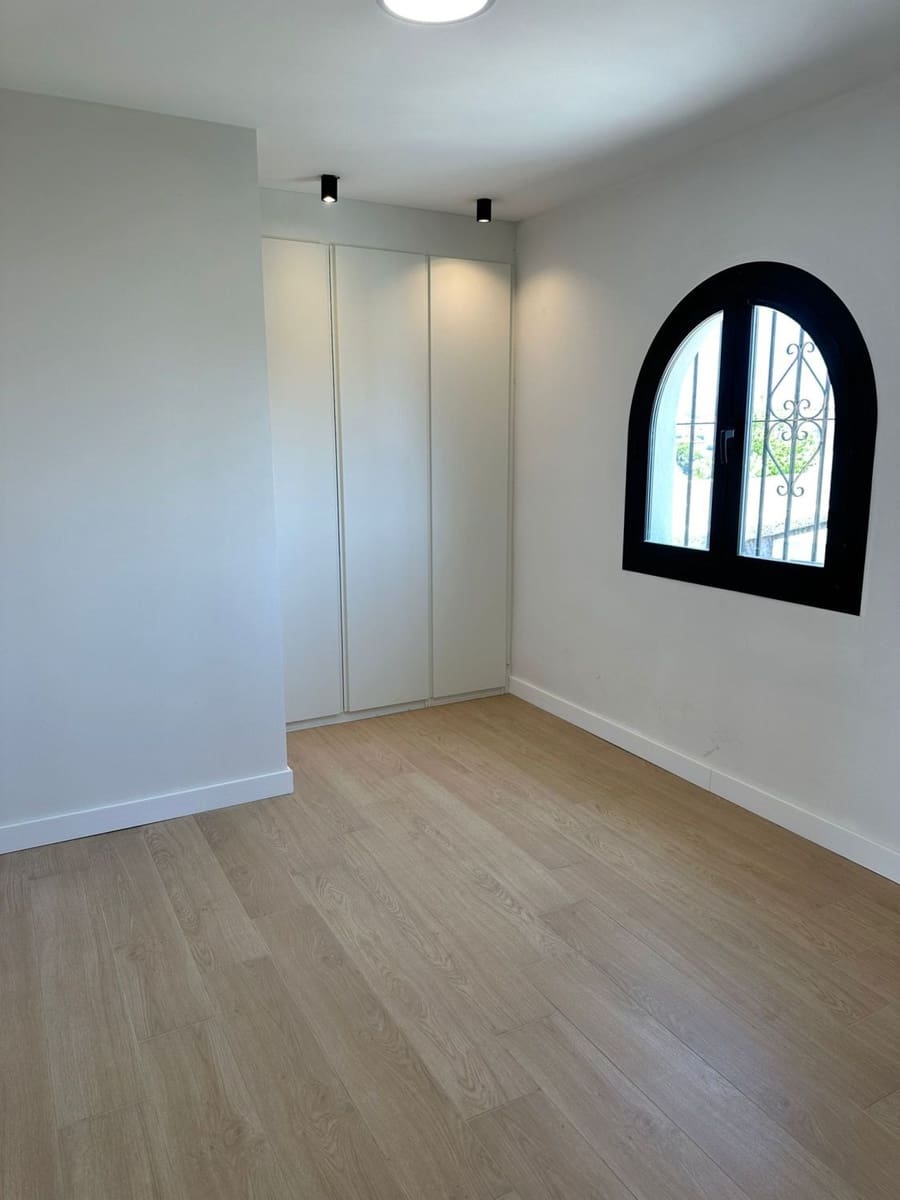 Ático de 3 habitaciones en Riviera del Sol en venta - 559.000 € (Ref: 9108985)