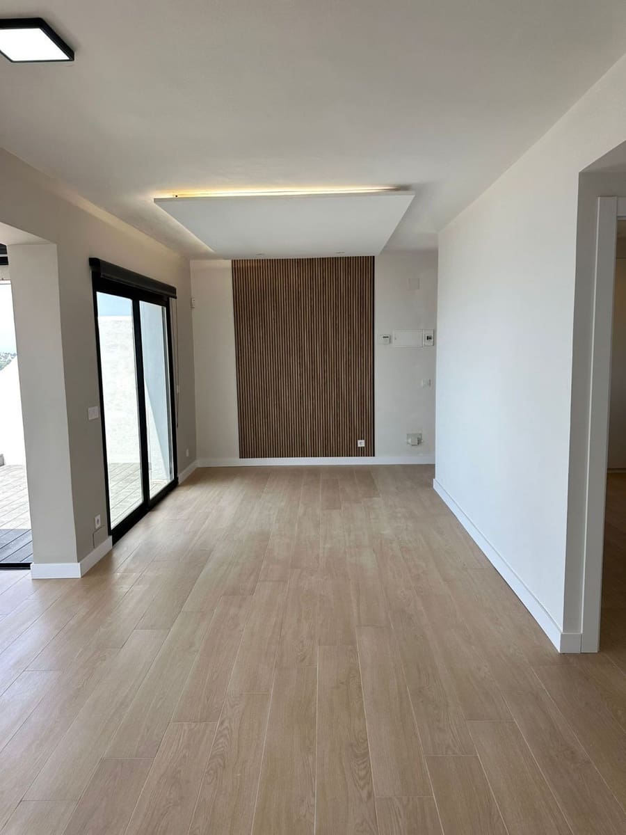 Ático de 3 habitaciones en Riviera del Sol en venta - 559.000 € (Ref: 9108985)