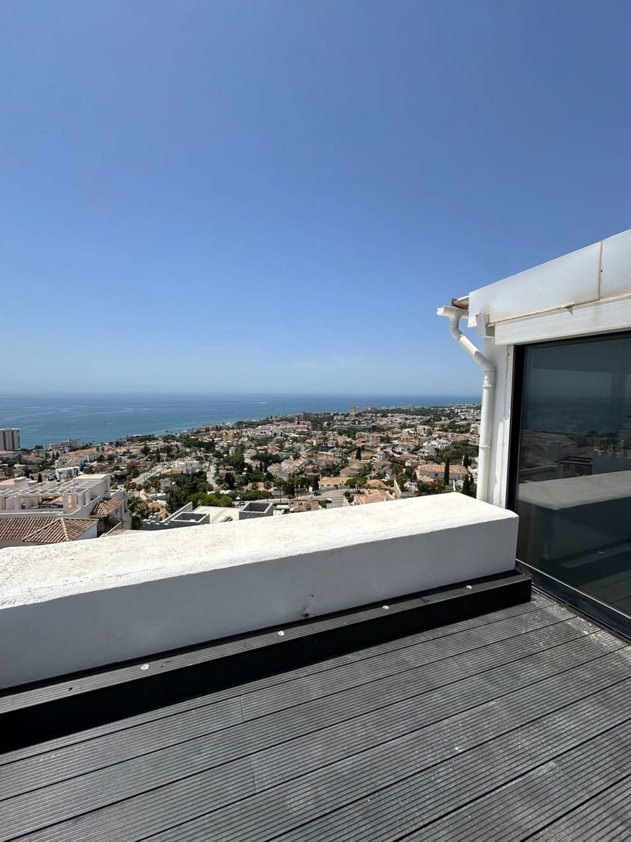 Ático de 3 habitaciones en Riviera del Sol en venta - 559.000 € (Ref: 9108985)