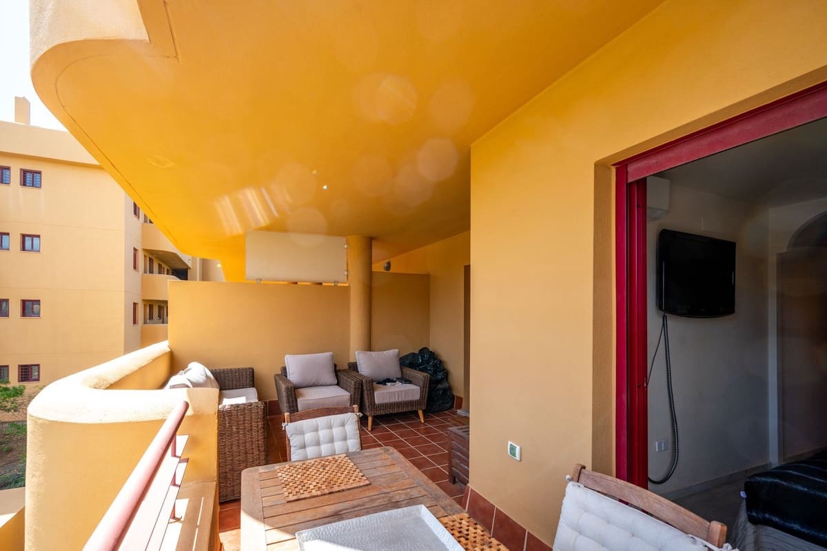 2 soveværelse Lejlighed til salg i La Cala de Mijas med swimmingpool - € 365.000 (Ref: 9132715)