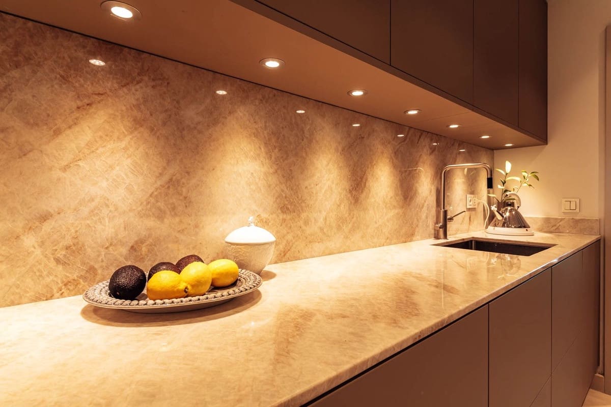 2 soveværelse Penthouse til salg i Golden Mile med swimmingpool - € 2.095.000 (Ref: 9137407)