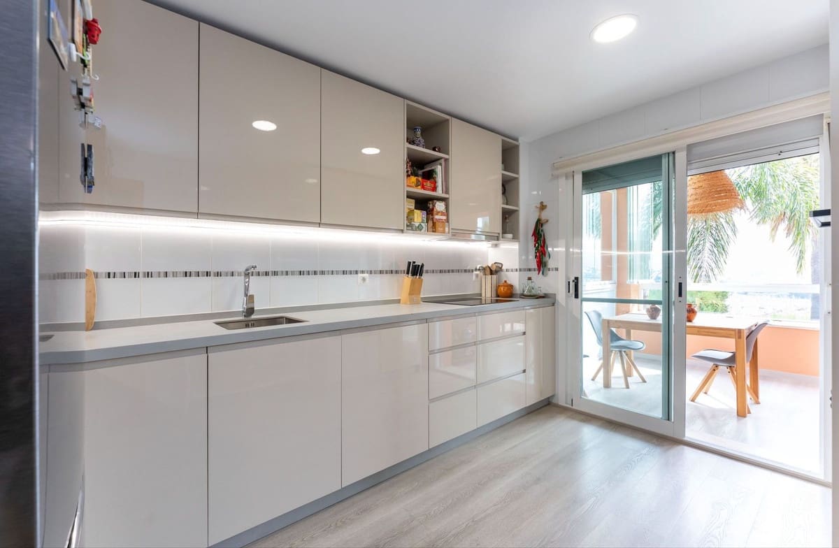 3 soveværelse Villa til salg i Mijas med swimmingpool - € 735.000 (Ref: 9152459)