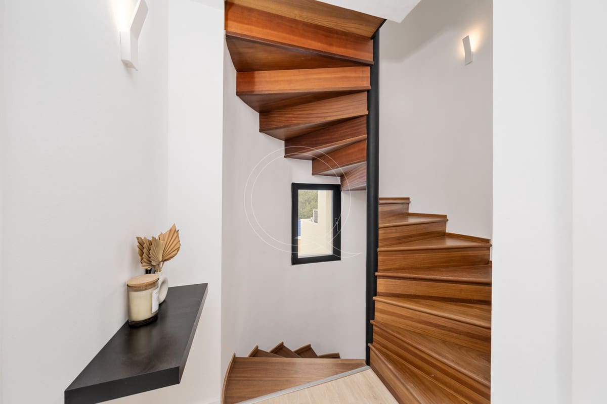 3 Zimmer Apartment zu verkaufen in Nueva Andalucia mit Pool - 850.000 € (Ref: 9152475)