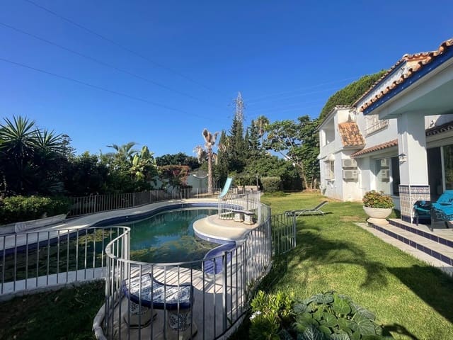 7 camera da letto Villa in vendita in Casco Antiguo, Marbella con piscina - 1.300.000 € (Rif: 9152480)