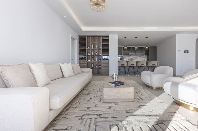 3 bedroom Apartment for sale in La Carolina - Guadalpín, Marbella with pool - € 1,560,000 (Ref: 9177777)