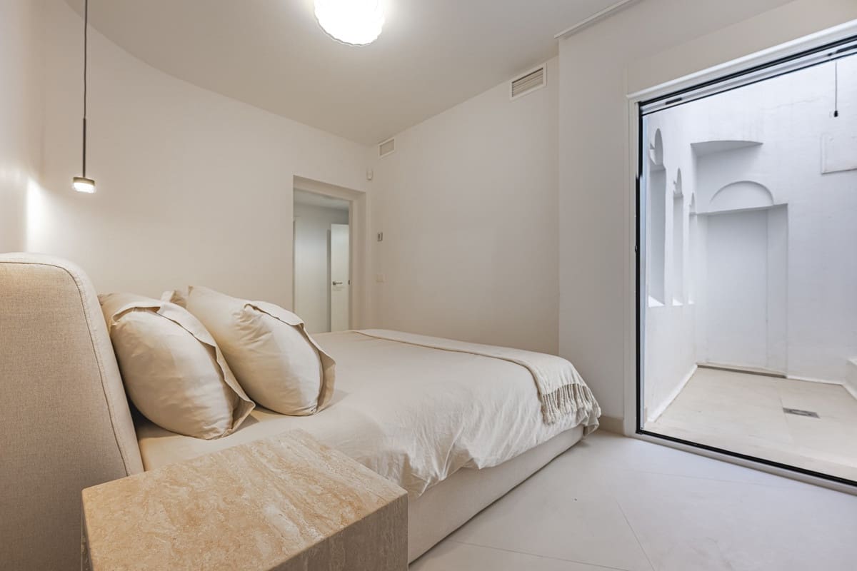 3 quarto Apartamento para venda em Golden Mile com piscina - 1 560 000 € (Ref: 9177777)