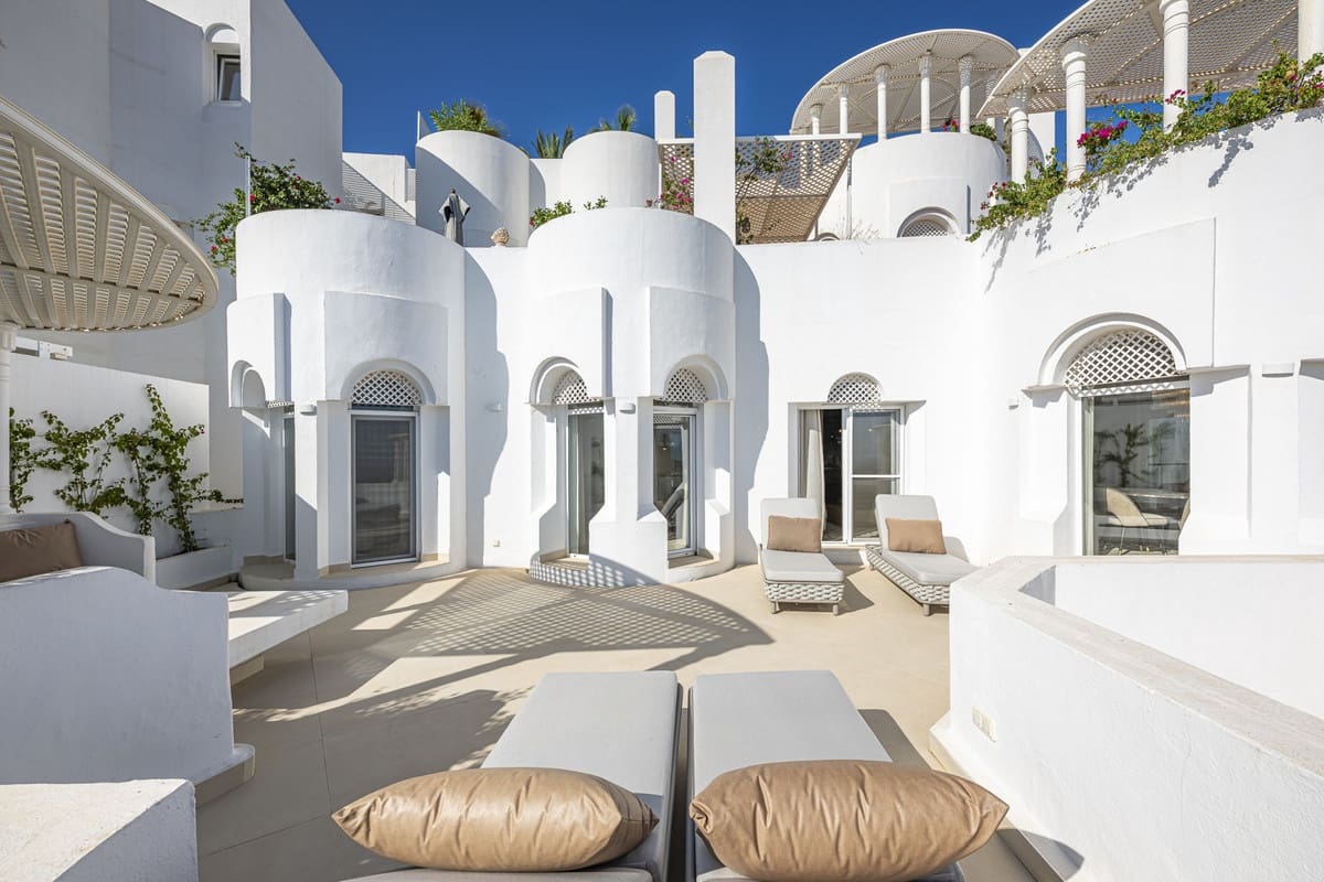 3 quarto Apartamento para venda em Golden Mile com piscina - 1 560 000 € (Ref: 9177777)