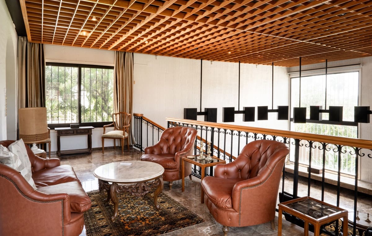 3 soveværelse Villa til salg i San Pedro de Alcantara med swimmingpool - € 1.095.000 (Ref: 9177778)