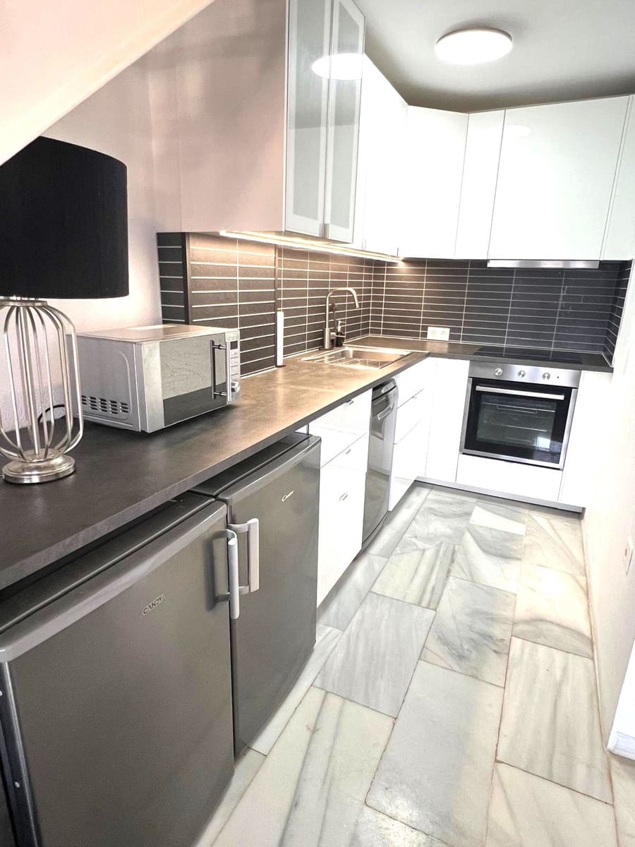 2 soverom Leilighet til salgs i Golden Mile med svømmebasseng - € 525 000 (Ref: 9177785)