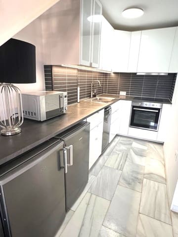 2 bedroom Apartment for sale in La Carolina - Guadalpín, Marbella with pool - € 525,000 (Ref: 9177785)