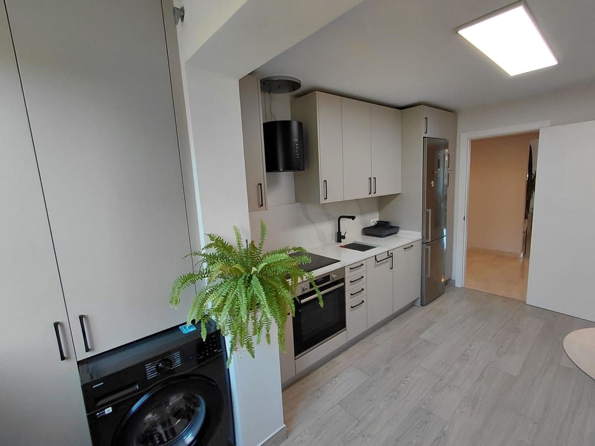 2 soveværelse Lejlighed til salg i Marbella med swimmingpool - € 540.000 (Ref: 9177789)