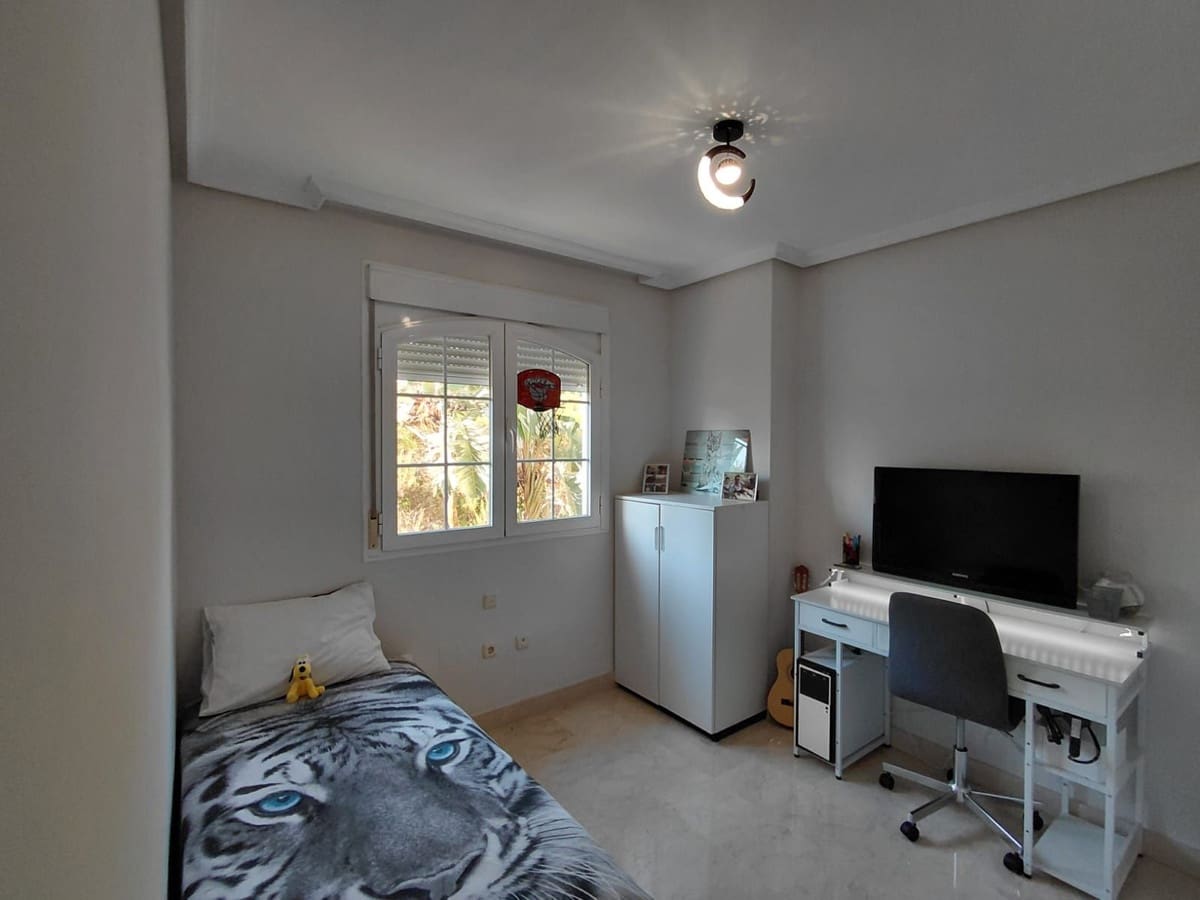 2 soveværelse Lejlighed til salg i Marbella med swimmingpool - € 540.000 (Ref: 9177789)