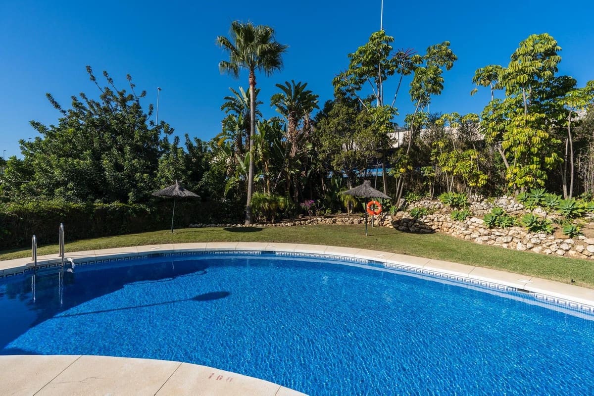 2 soveværelse Lejlighed til salg i Marbella med swimmingpool - € 540.000 (Ref: 9177789)