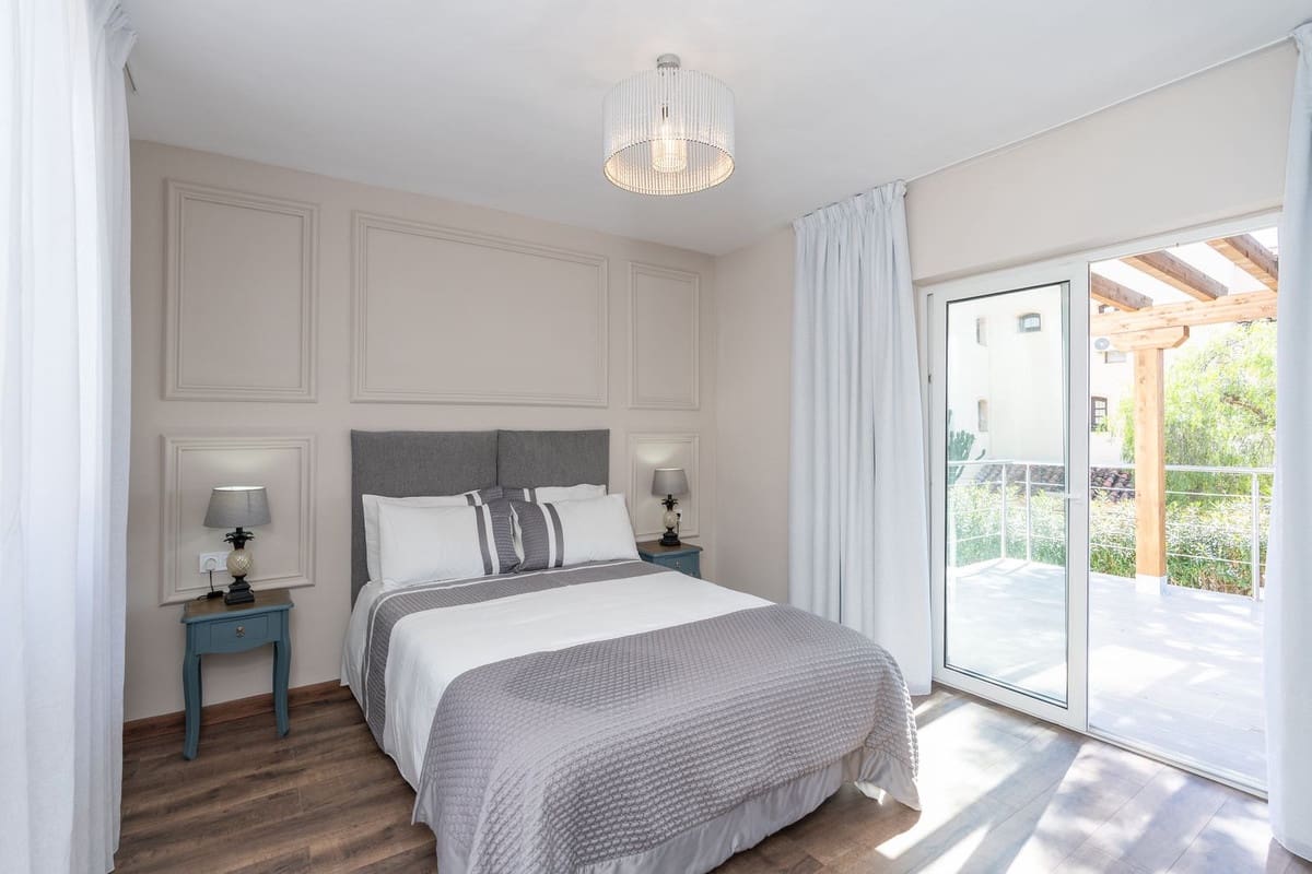 4 soverom Villa til salgs i Marbella med svømmebasseng - € 1 290 000 (Ref: 9217786)