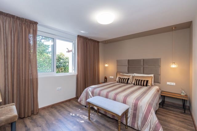 4 sypialnia Willa na sprzedaż w Marbesa, Marbella z basenem - 1 290 000 € (Ref: 9217786)