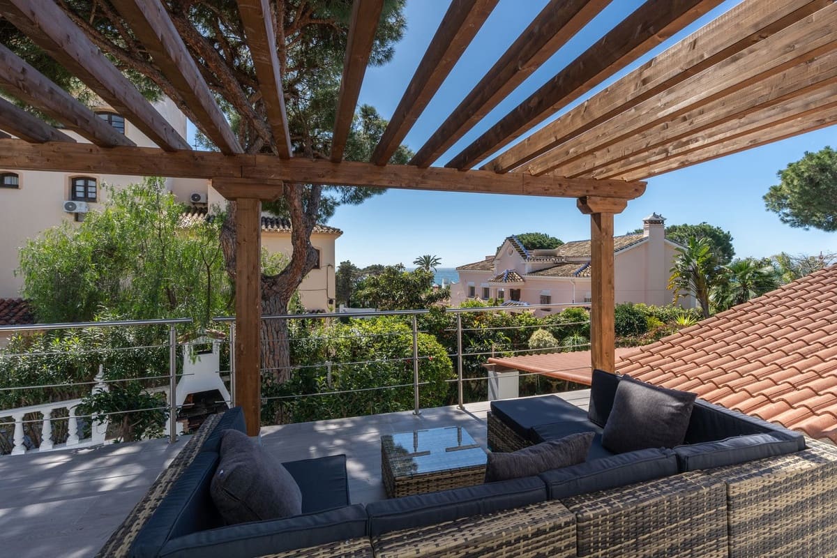 4 soverom Villa til salgs i Marbella med svømmebasseng - € 1 290 000 (Ref: 9217786)