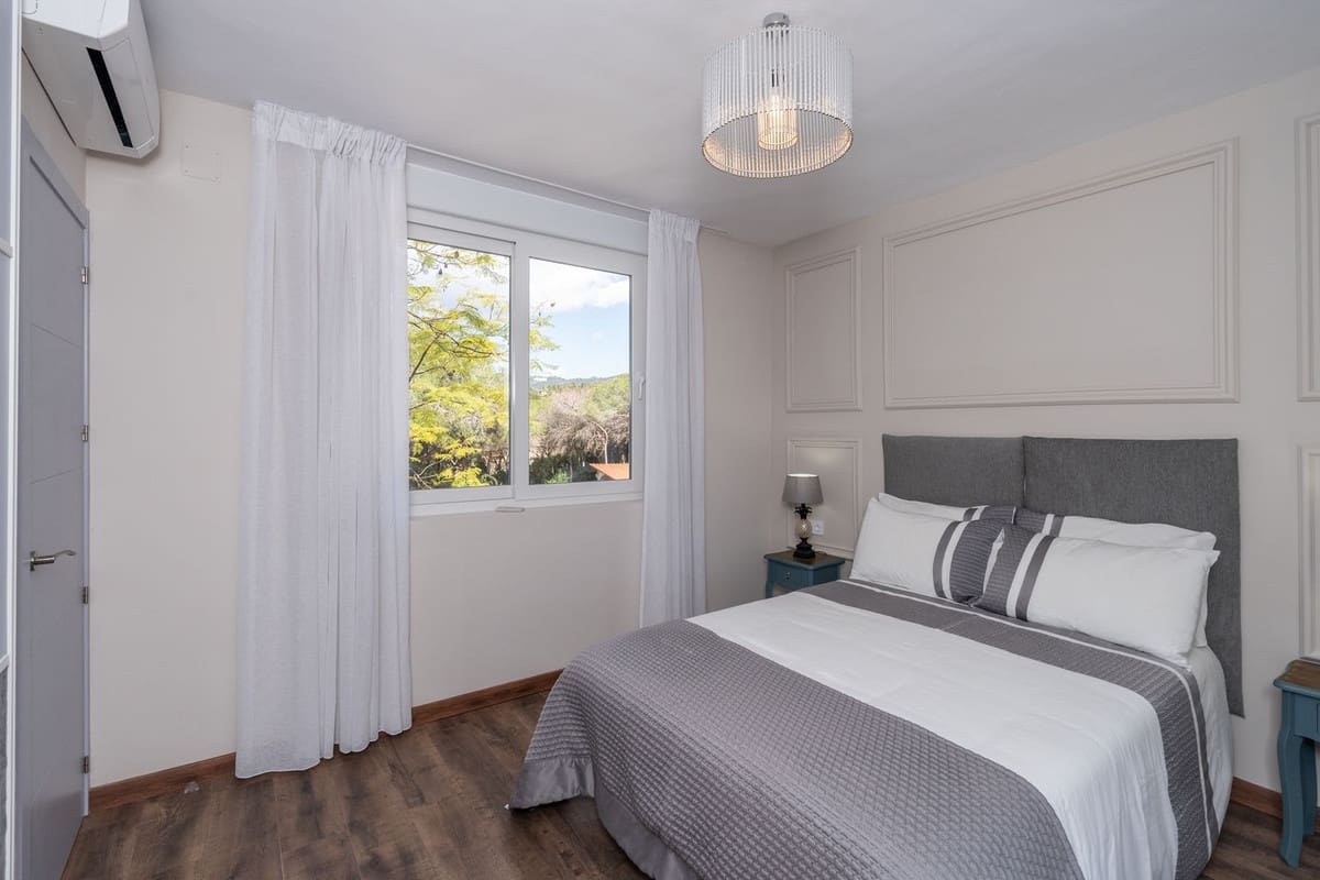 4 slaapkamer Villa te koop in Marbella met zwembad garage - € 1.180.000 (Ref: 9217786)