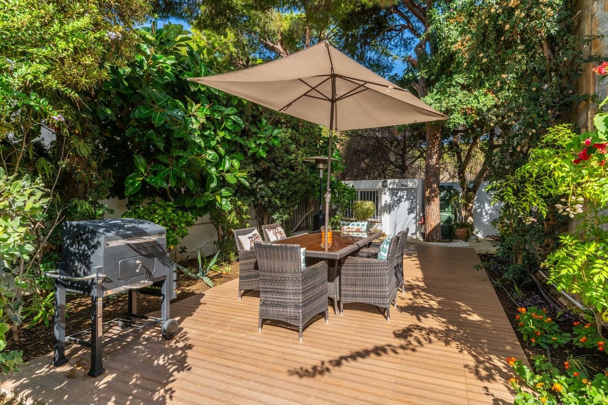 4 slaapkamer Villa te koop in Marbella met zwembad garage - € 1.180.000 (Ref: 9217786)