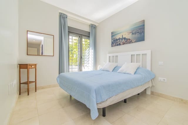 2 bedroom Apartment for sale in Los Flamingos, Benahavís with pool - € 419,000 (Ref: 9248310)