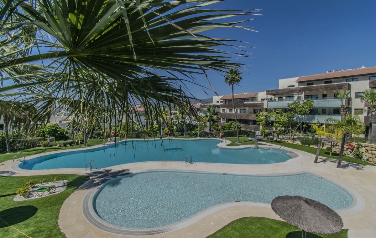 2 bedroom Apartment for sale in Los Flamingos with pool - € 419,000 (Ref: 9248310)