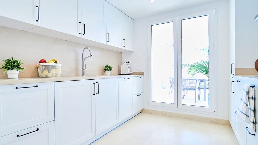 2 chambre Appartement à vendre à Marbella avec piscine - 456 000 € (Ref: 9252528)