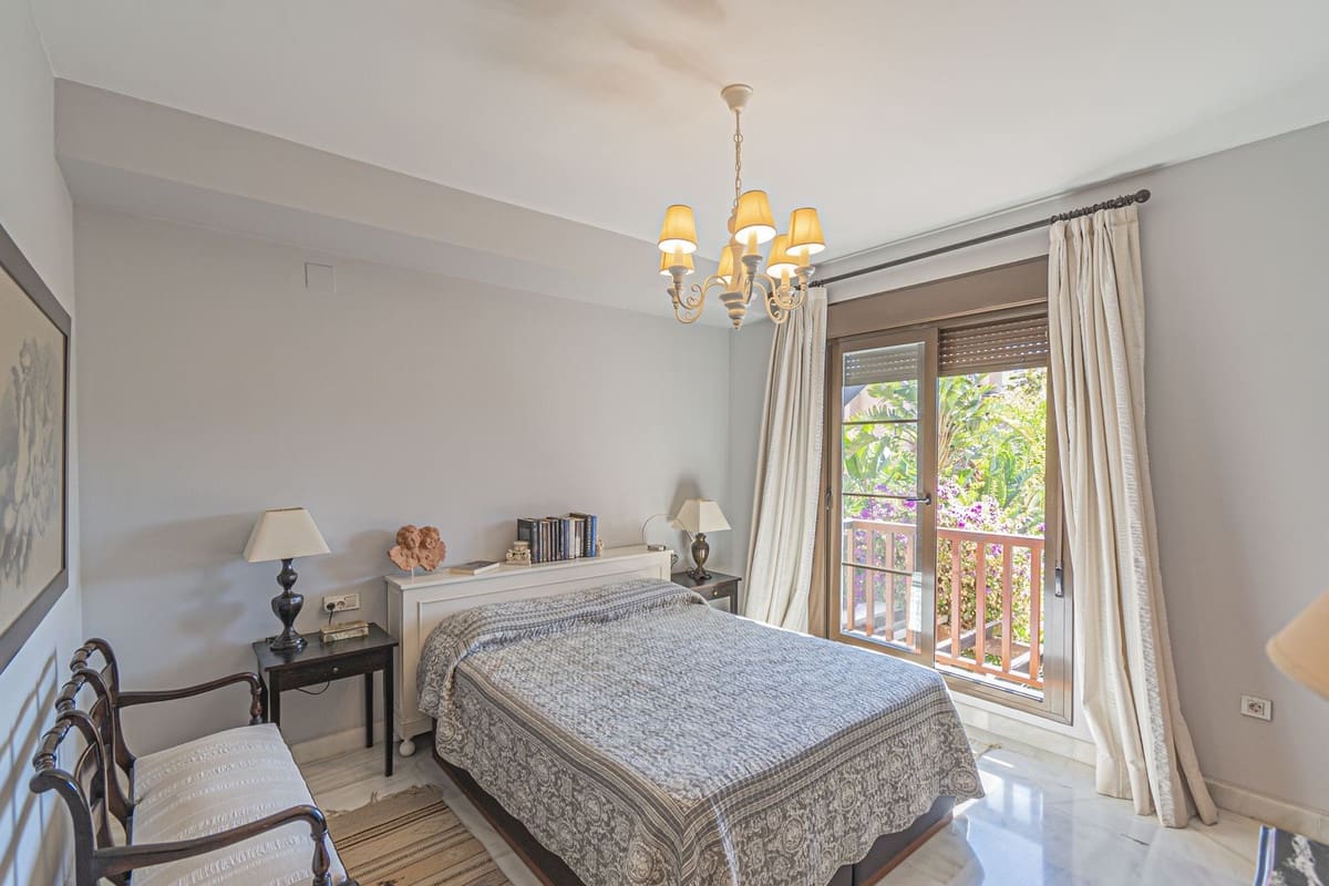 4 soveværelse Lejlighed til salg i Atalaya-Isdabe med swimmingpool - € 845.000 (Ref: 9252533)