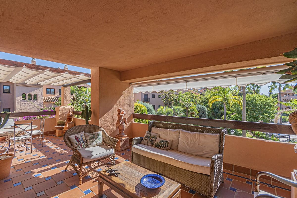 4 soveværelse Lejlighed til salg i Atalaya-Isdabe med swimmingpool - € 845.000 (Ref: 9252533)