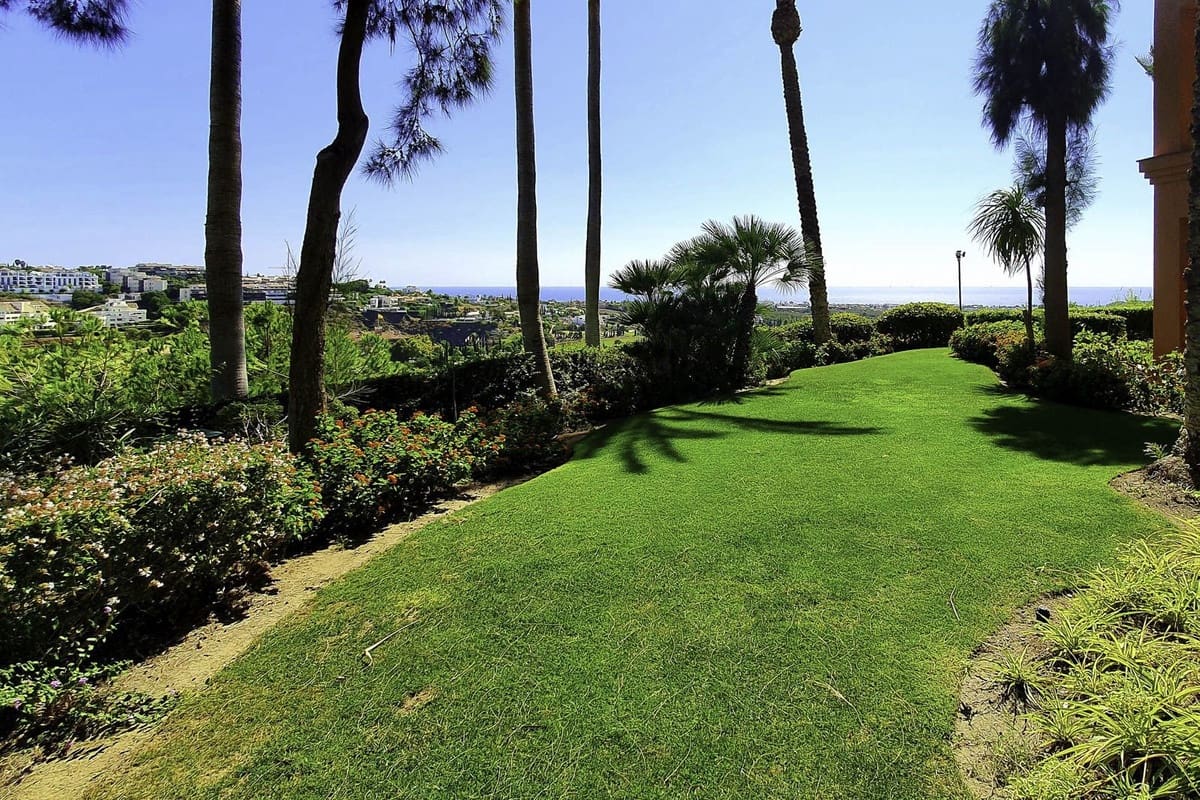 3 soveværelse Lejlighed til salg i Los Flamingos med swimmingpool - € 599.500 (Ref: 9276562)