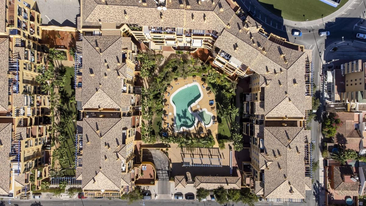 3 soveværelse Lejlighed til salg i San Pedro de Alcantara med swimmingpool - € 592.500 (Ref: 9306395)