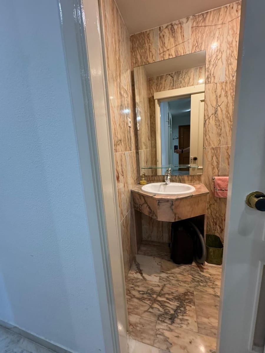 2 sovrum Lägenhet till salu i Nueva Andalucia med pool - 590 000 € (Ref: 9324355)