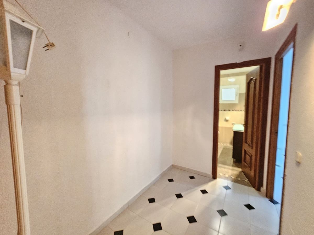 Casa de 3 habitaciones en El Chaparral en venta - 550.000 € (Ref: 9338522)