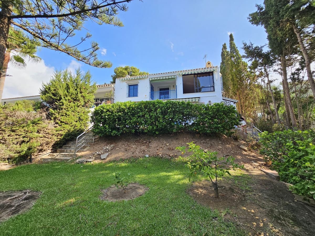 Casa de 3 habitaciones en El Chaparral en venta - 550.000 € (Ref: 9338522)