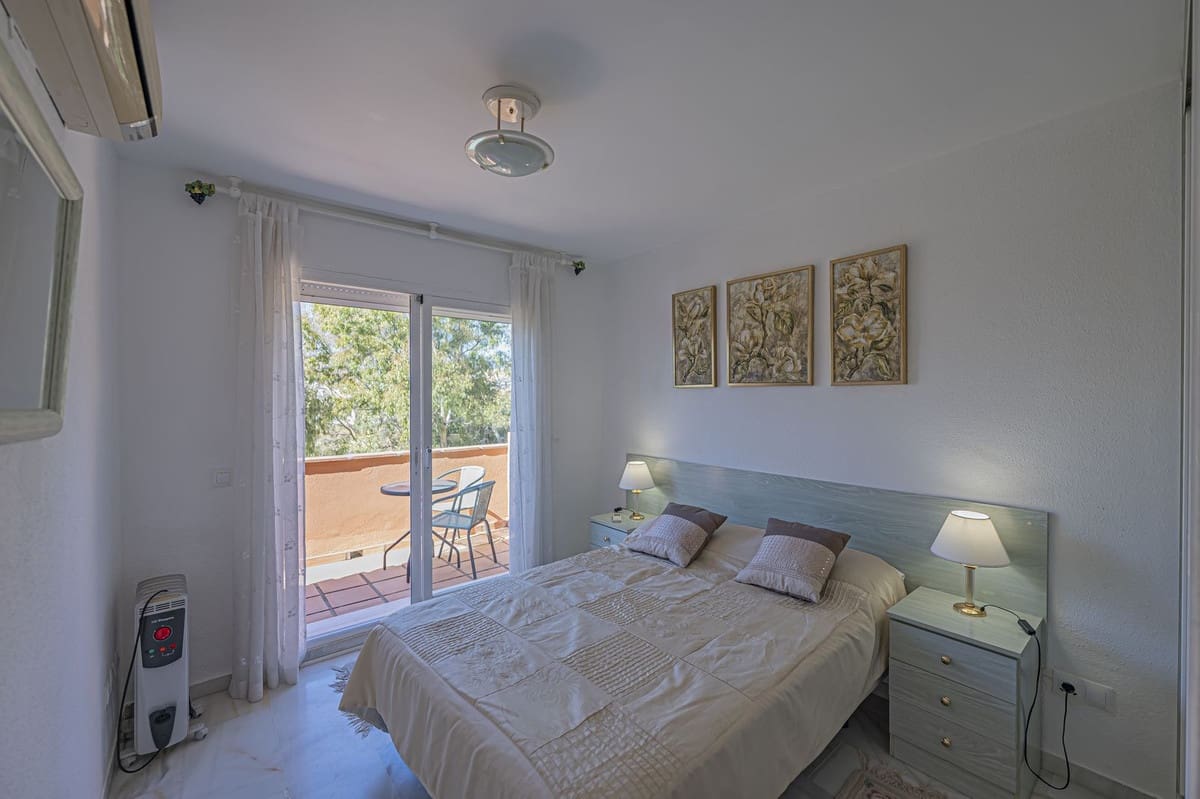 3 soverom Hus til salgs i New Golden Mile med svømmebasseng - € 477 500 (Ref: 9342165)