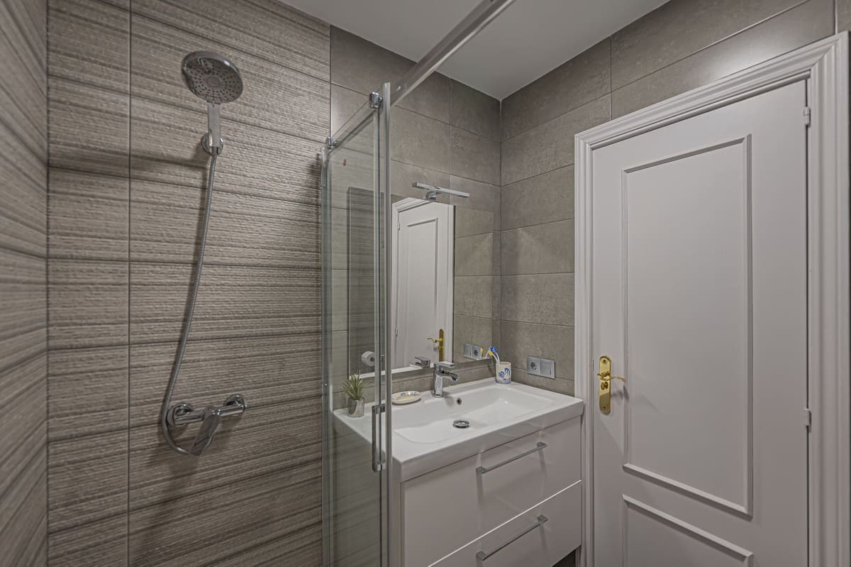 3 soverom Hus til salgs i New Golden Mile med svømmebasseng - € 477 500 (Ref: 9342165)