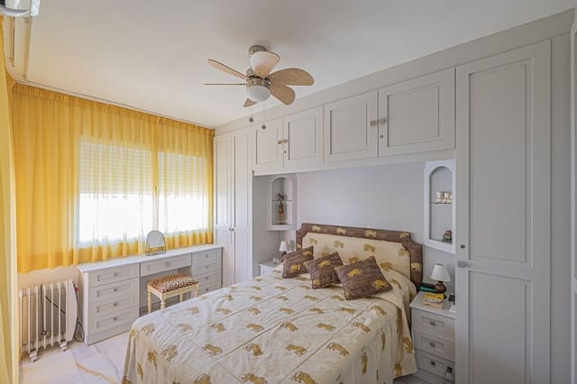 3 soverom Hus til salgs i Nueva Atalaya, Estepona med svømmebasseng - € 477 500 (Ref: 9342165)