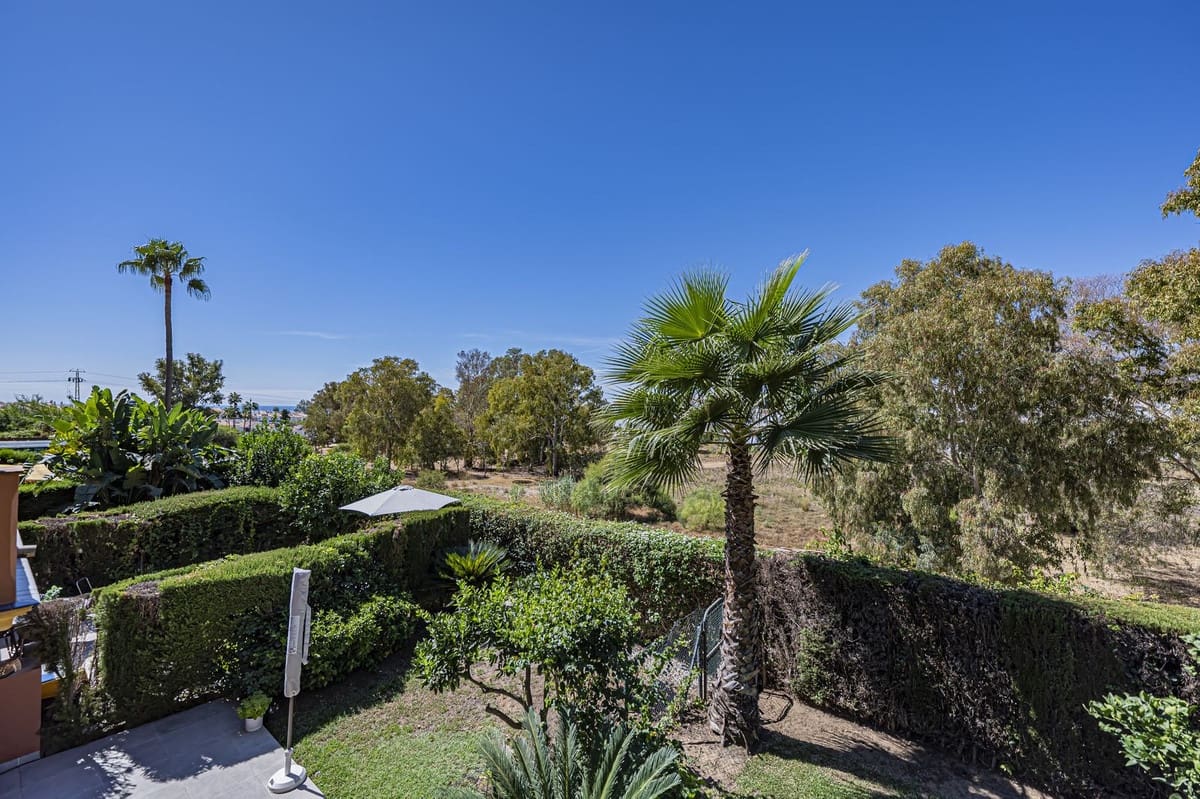 3 soverom Hus til salgs i New Golden Mile med svømmebasseng - € 477 500 (Ref: 9342165)