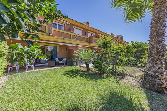 3 soverom Hus til salgs i Nueva Atalaya, Estepona med svømmebasseng - € 477 500 (Ref: 9342165)