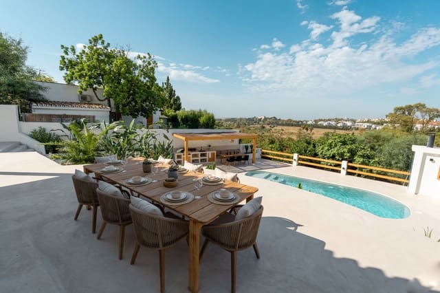 4 soverom Villa til salgs i Guadalmina Alta, Marbella med svømmebasseng - € 1 695 000 (Ref: 9367782)