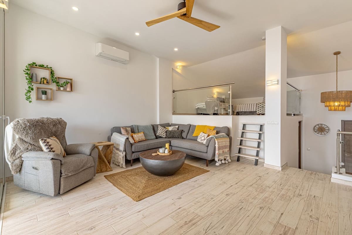 Apartamento de 1 habitación en Marbella en venta con piscina - 449.000 € (Ref: 9367783)