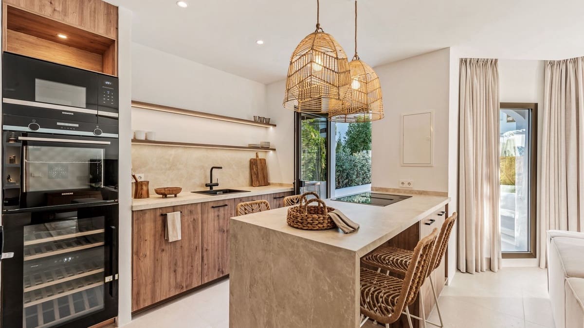 2 sovrum Lägenhet till salu i Elviria med pool - 635 000 € (Ref: 9375448)