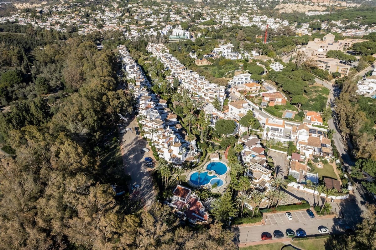 2 sovrum Lägenhet till salu i Elviria med pool - 635 000 € (Ref: 9375448)