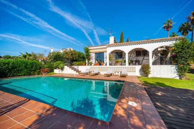 2 sypialnia Willa na sprzedaż w Elviria, Marbella z basenem - 825 000 € (Ref: 9379335)