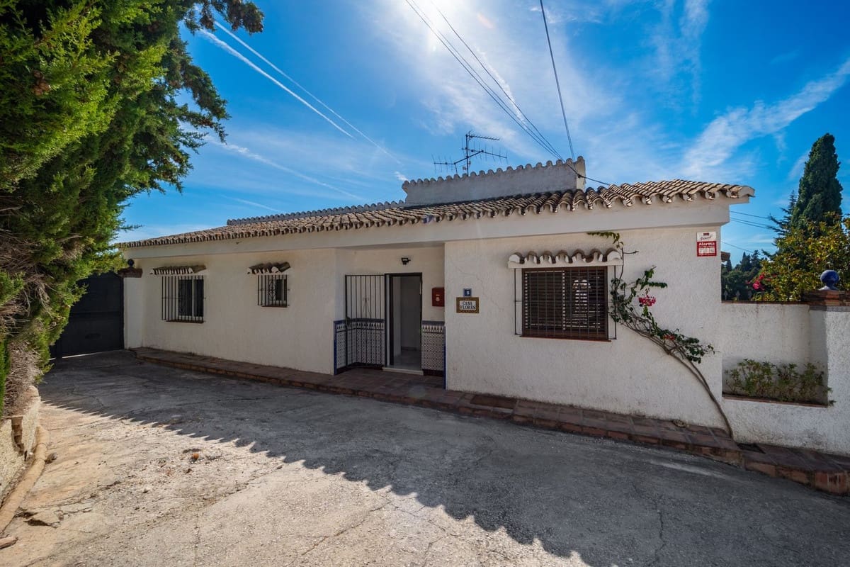 2 sypialnia Willa na sprzedaż w Elviria z basenem - 825 000 € (Ref: 9379335)