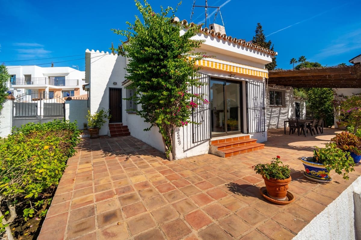 2 sypialnia Willa na sprzedaż w Elviria z basenem - 825 000 € (Ref: 9379335)