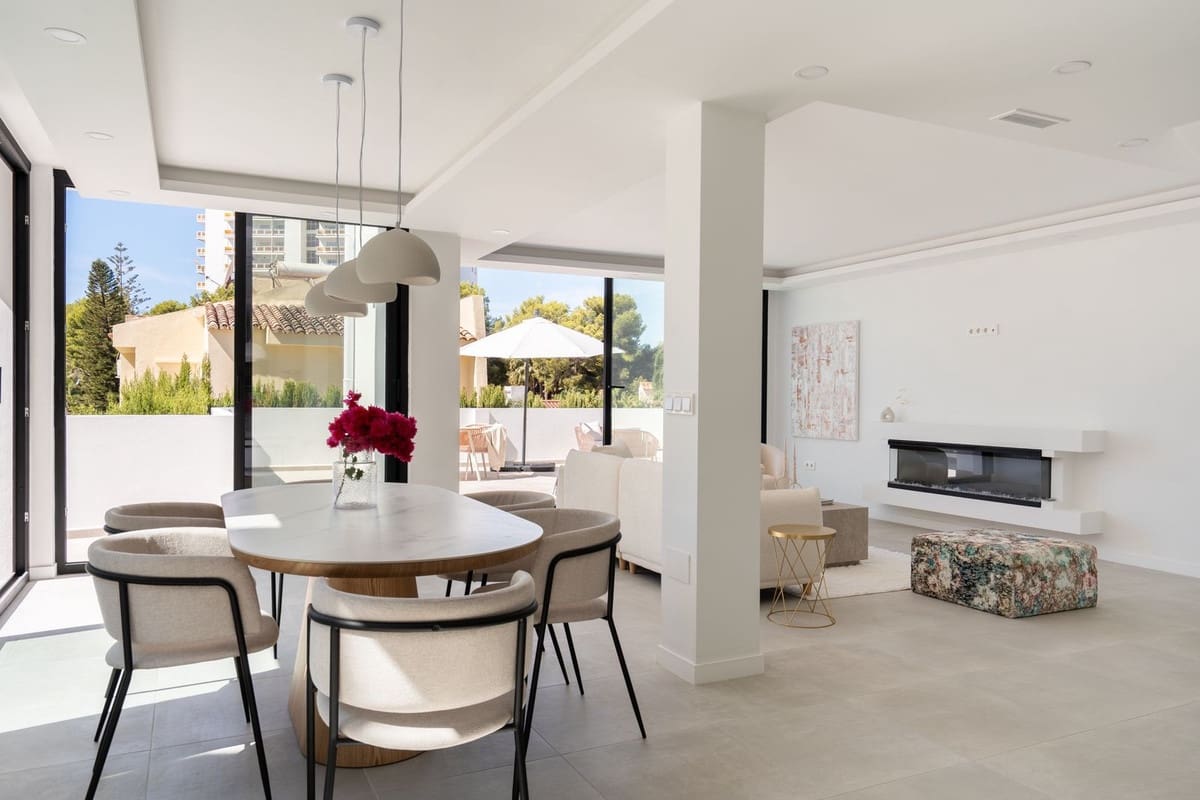 3 soverom Villa til salgs i Nueva Andalucia - € 1 295 000 (Ref: 9379337)