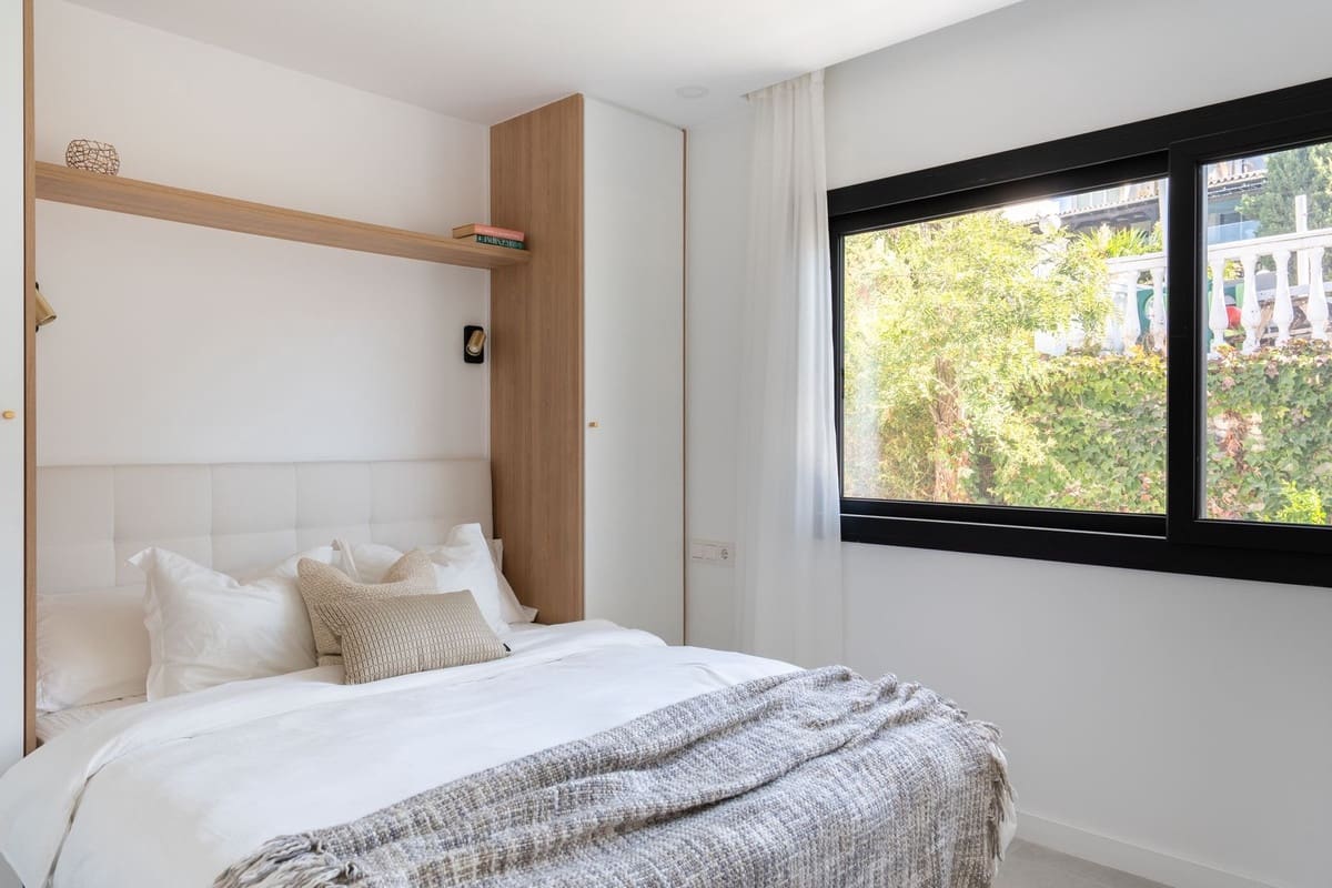 3 soverom Villa til salgs i Nueva Andalucia - € 1 295 000 (Ref: 9379337)