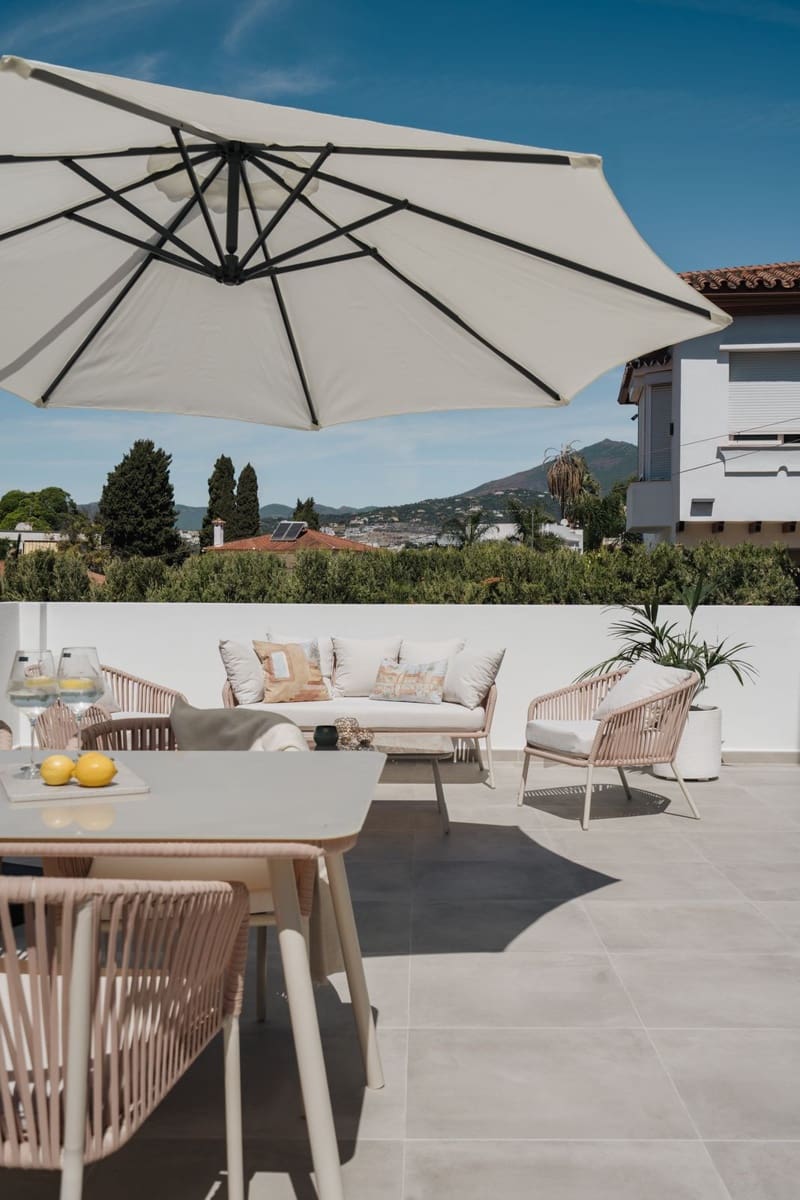 3 soverom Villa til salgs i Nueva Andalucia - € 1 295 000 (Ref: 9379337)