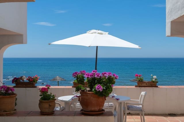 3 bedroom Apartment for sale in Riviera del Sol, Mijas with pool - € 635,000 (Ref: 9379338)