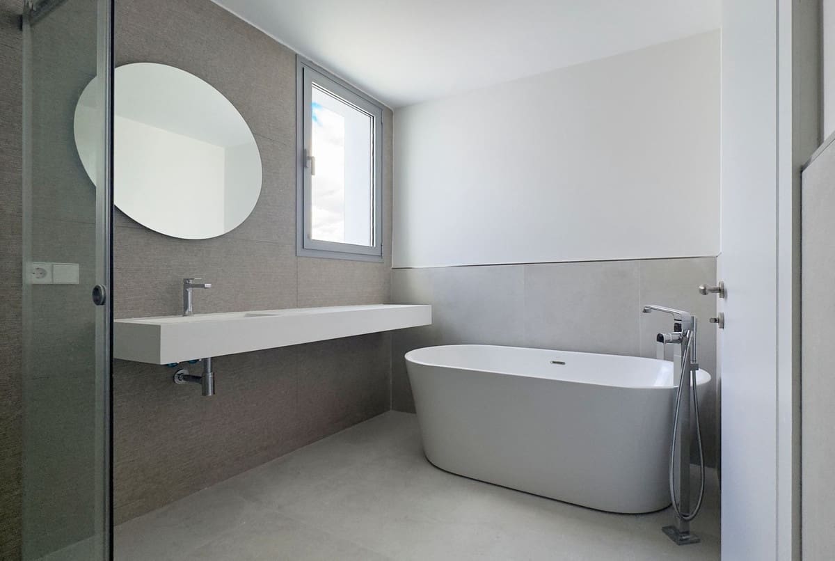 4 soveværelse Byhus til salg i San Pedro de Alcantara med swimmingpool - € 1.150.000 (Ref: 9379340)