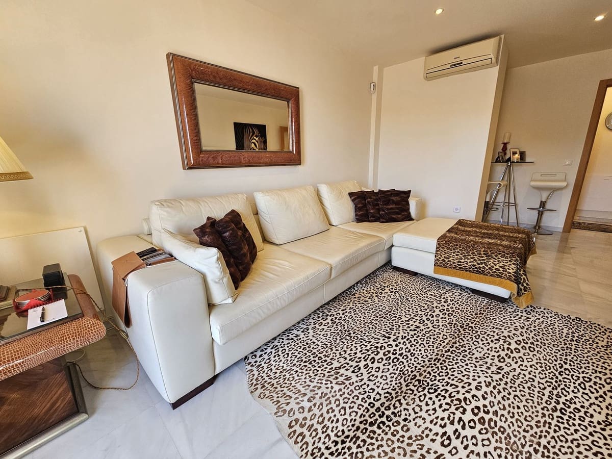 2 slaapkamer Penthouse te koop in La Cala de Mijas met zwembad - € 499.000 (Ref: 9386008)